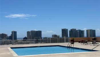 Maunaihi Terrace condo # 1002, Honolulu, Hawaii - photo 2 of 14