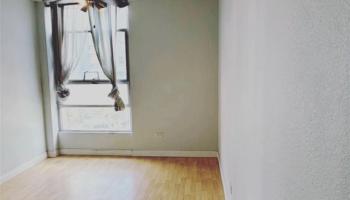 Maunaihi Terrace condo # 306, Honolulu, Hawaii - photo 5 of 12