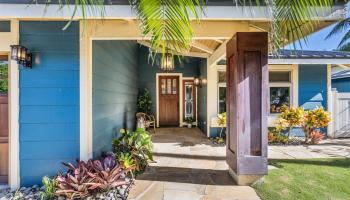 1035  Kamaole Street Kalama Valley, Hawaii Kai home - photo 2 of 22