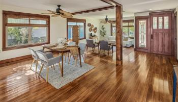 1035  Kamaole Street Kalama Valley, Hawaii Kai home - photo 3 of 22