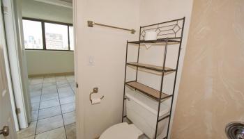 1040 Kinau St Honolulu - Rental - photo 6 of 22