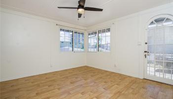 1044 Green Street Honolulu - Rental - photo 3 of 12