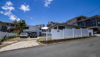 1044A Green Street Honolulu - Multi-family - photo 2 of 25