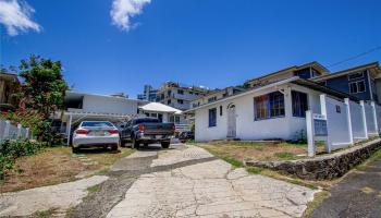 1044A Green Street Honolulu - Multi-family - photo 3 of 25