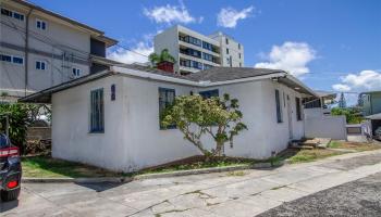 1044A Green Street Honolulu - Multi-family - photo 4 of 25