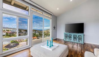 1048  Kaupaku Place Mariners Ridge, Hawaii Kai home - photo 4 of 25