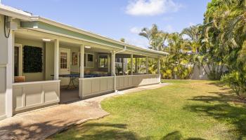 1058 Mokapu Blvd Kalaheo Hillside, Kailua home - photo 2 of 25 1058 Mokapu Blvd Kalaheo Hillside, Kailua home - photo 2 of 25