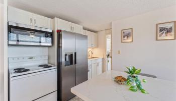 Century Park Plaza condo # 303B, Pearl City, Hawaii - photo 4 of 15