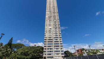 1060 Kamehameha Hwy Pearl City - Rental - photo 1 of 16