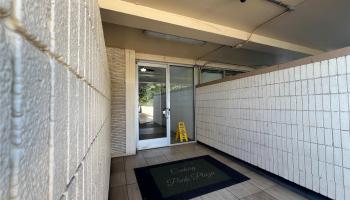 1060 Kamehameha Hwy Pearl City - Rental - photo 2 of 20