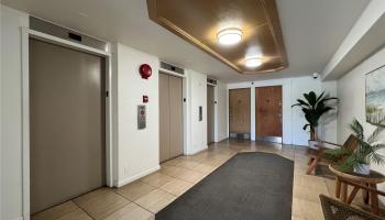 1060 Kamehameha Hwy Pearl City - Rental - photo 3 of 20