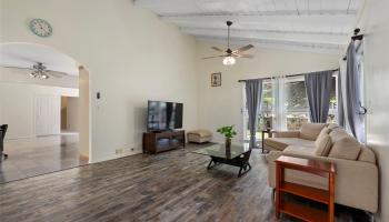 1069  Lunalilo Home Road Mariners Valley, Hawaii Kai home - photo 4 of 25