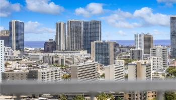 Crown Thurston condo # 1004, Honolulu, Hawaii - photo 4 of 19