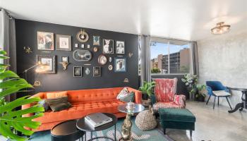 Crown Thurston condo # 402, Honolulu, Hawaii - photo 3 of 15