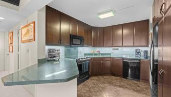 Country Club Village condo # 401, Honolulu, Hawaii - photo 6 of 22