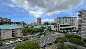 East Lake Apts condo # 606, Honolulu, Hawaii - photo 3 of 20
