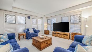 Queen Victoria Residences condo # 303, Honolulu, Hawaii - photo 1 of 21