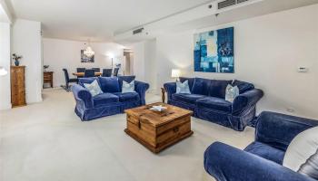 Queen Victoria Residences condo # 303, Honolulu, Hawaii - photo 2 of 21