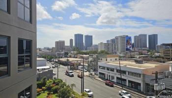 Queen Victoria Residences condo # 502, Honolulu, Hawaii - photo 6 of 25