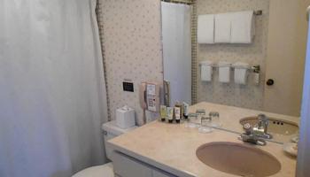 Executive Centre condo #3302, Honolulu, Hawaii - photo 4 of 7