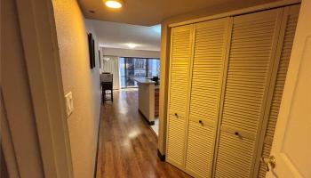 Executive Centre condo # 1607, Honolulu, Hawaii - photo 3 of 10