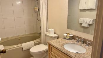 Executive Centre condo # 1812, Honolulu, Hawaii - photo 4 of 7