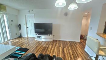 Country Club Village 3 condo # 316, Honolulu, Hawaii - photo 6 of 25