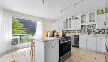 1090 Kumukumu Street townhouse # C, Honolulu, Hawaii - photo 1 of 19