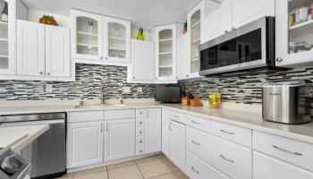 1090 Kumukumu Street townhouse # C, Honolulu, Hawaii - photo 3 of 19