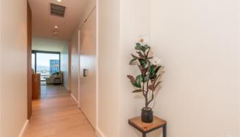 Victoria Place condo # 1805, Honolulu, Hawaii - photo 4 of 21