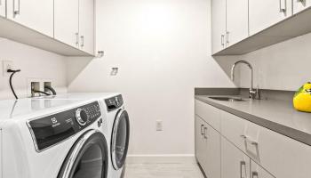 Victoria Place condo # 2200, Honolulu, Hawaii - photo 3 of 25