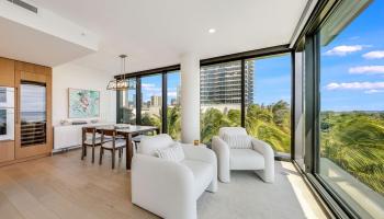 Victoria Place condo # 700, Honolulu, Hawaii - photo 5 of 25