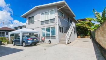 1111A  1st Ave Kaimuki,  home - photo 1 of 25