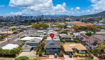 1114 8th Ave Kaimuki, Diamond Head home - photo 2 of 24 1114 8th Ave Kaimuki, Diamond Head home - photo 2 of 24