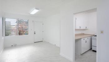 1115 Hassinger St Honolulu - Rental - photo 1 of 11