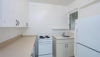 1115 Hassinger St Honolulu - Rental - photo 3 of 11