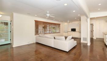 1116  Kealaolu Ave Kahala Area, Diamond Head home - photo 4 of 25