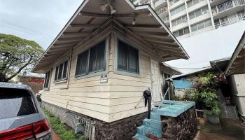 1119 Young St Honolulu - Multi-family - photo 2 of 12