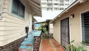 1119 Young Street Honolulu - Multi-family - photo 6 of 18