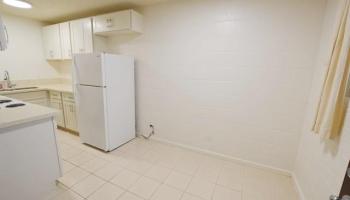 1120 Hassinger St Honolulu - Rental - photo 6 of 20