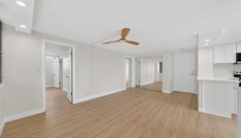 Wilder Regent condo # 1000B, Honolulu, Hawaii - photo 3 of 20