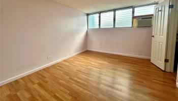 Wilder Regent condo # 900B, Honolulu, Hawaii - photo 4 of 19