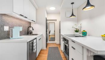 Elms condo # 702, Honolulu, Hawaii - photo 6 of 25