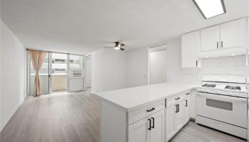 Kaahumanu Plaza condo # 405, Honolulu, Hawaii - photo 3 of 22