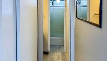 Kaahumanu Plaza condo # 803, Honolulu, Hawaii - photo 6 of 14