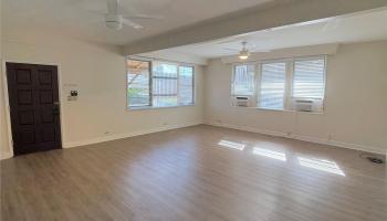 1124 16th Ave Honolulu - Rental - photo 3 of 15