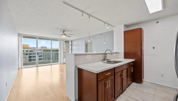 1133 Waimanu condo # 804, Honolulu, Hawaii - photo 5 of 18