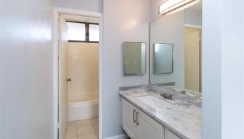 1134 Kinau Street Honolulu - Rental - photo 5 of 13