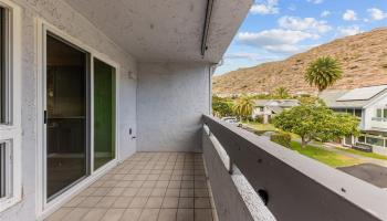 1136 Kumukumu Street townhouse # D, Honolulu, Hawaii - photo 4 of 25