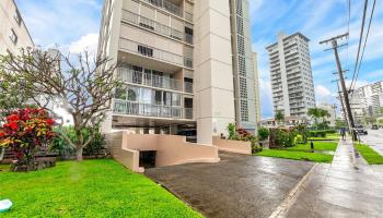 Wilder Terrace condo # 801, Honolulu, Hawaii - photo 2 of 21